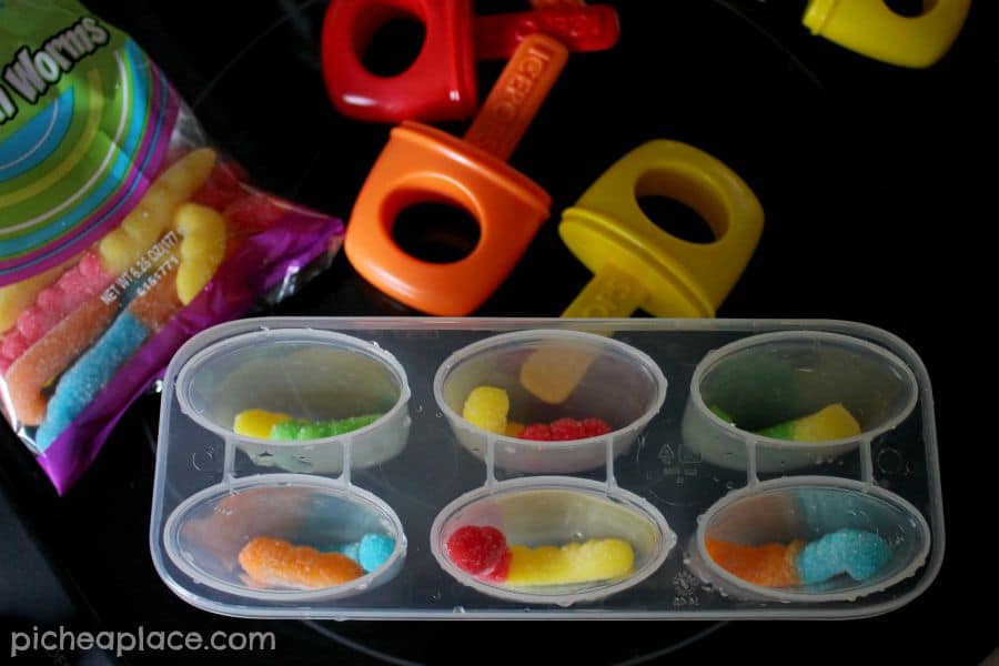 Sweet and Sour Fizzy Gummy Pops