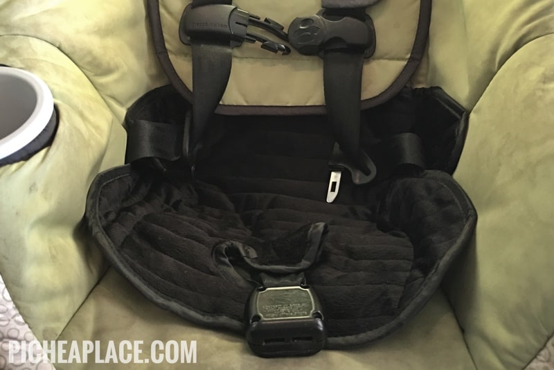 Car seat hotsell pee pad graco