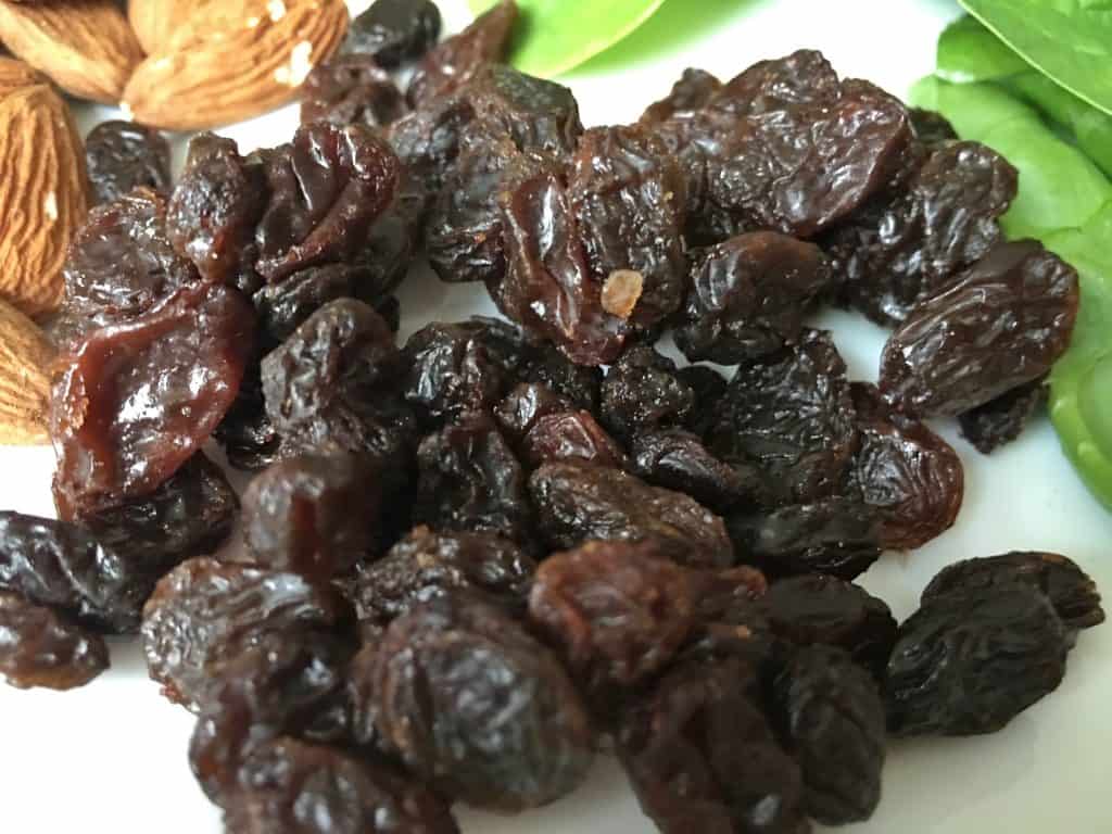 raisins are rich in iron making them a great healthy food choice for better nutrition during pregnancy