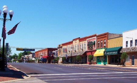 39 Under-the-Radar Small Towns in Michigan
